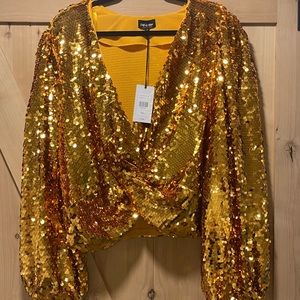 Patrick Starrr by Fashion to Figure Sequined Twist Top. Size 2